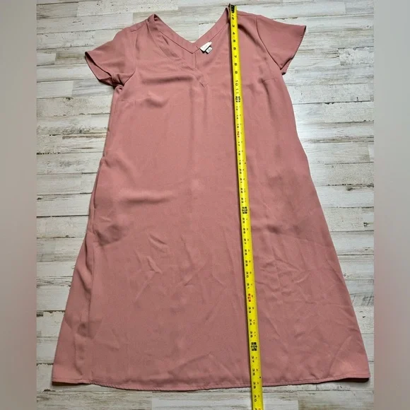 A New Day Dress Women Medium Basic Shift Blush Pink Short Sleeve V-Neck Pockets - Picture 4 of 10